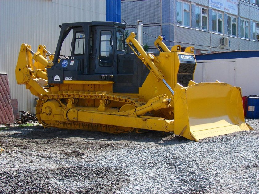 Бульдозер Shantui sd32
