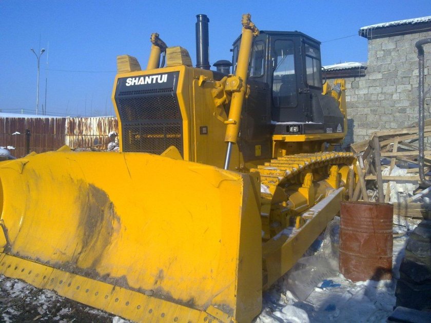 Бульдозер Shantui sd32