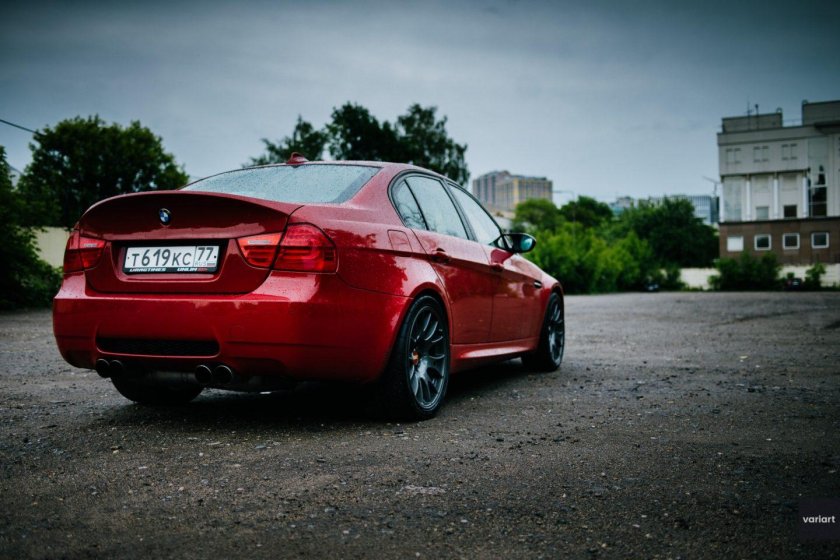 BMW e90 Red