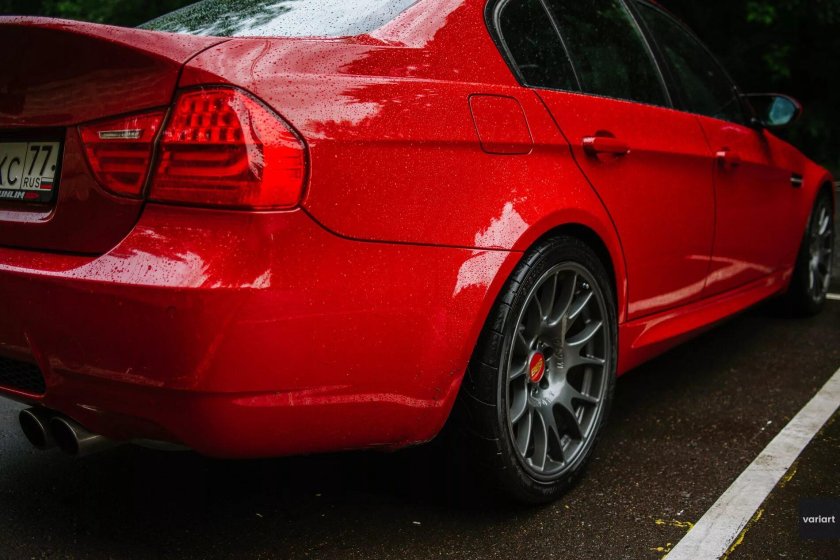 BMW e90 Red