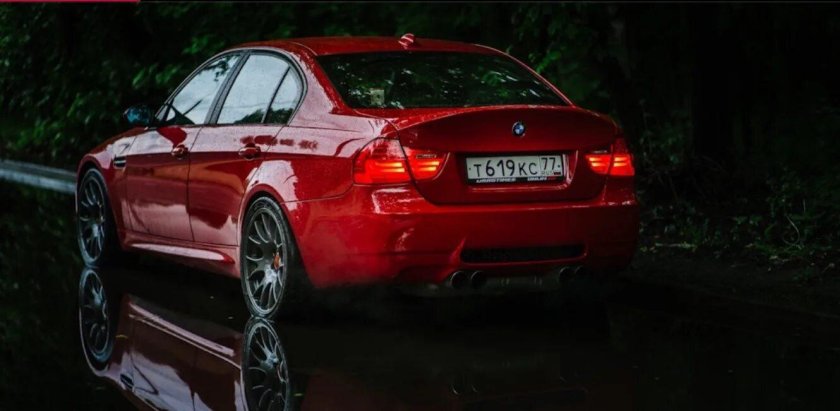 BMW e90 Red