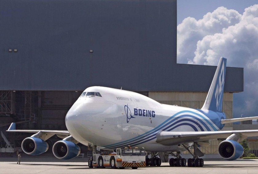 Боинг 747 400