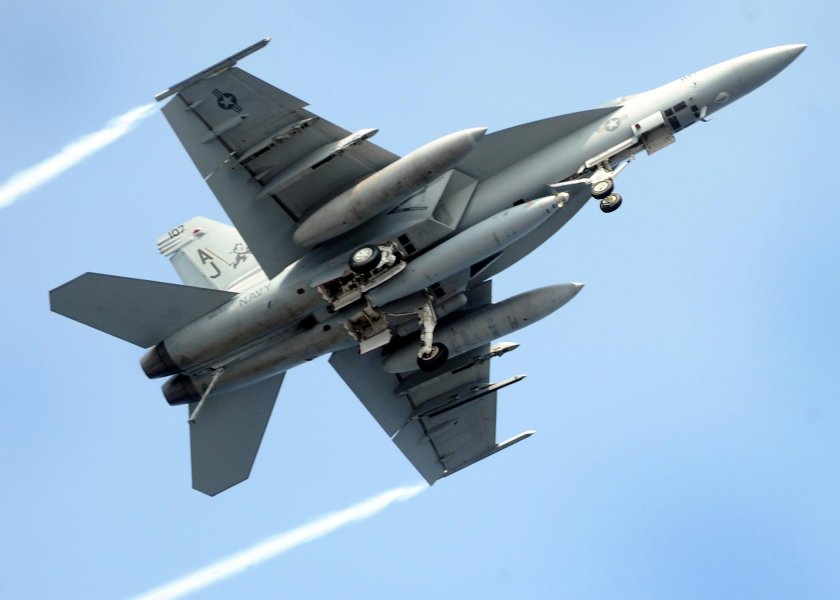 Истребитель f-18e super Hornet
