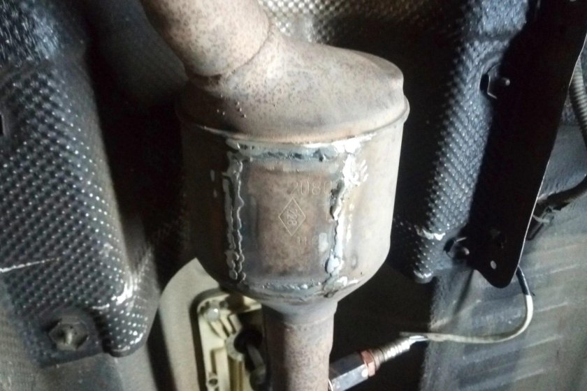 Катализатор Рено Логан 1