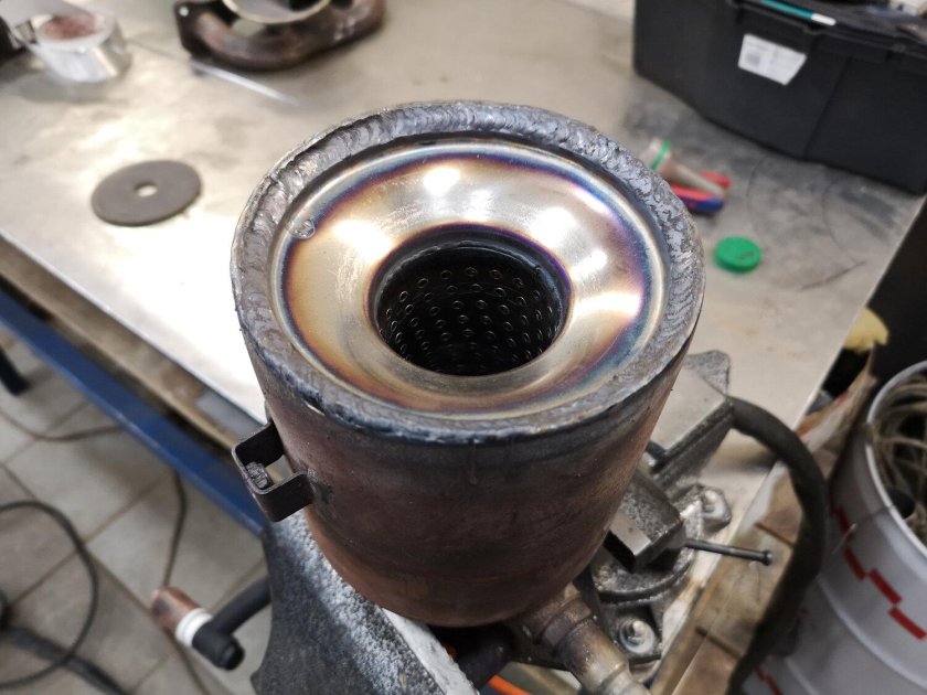 Пламегаситель Рено Логан 1.4