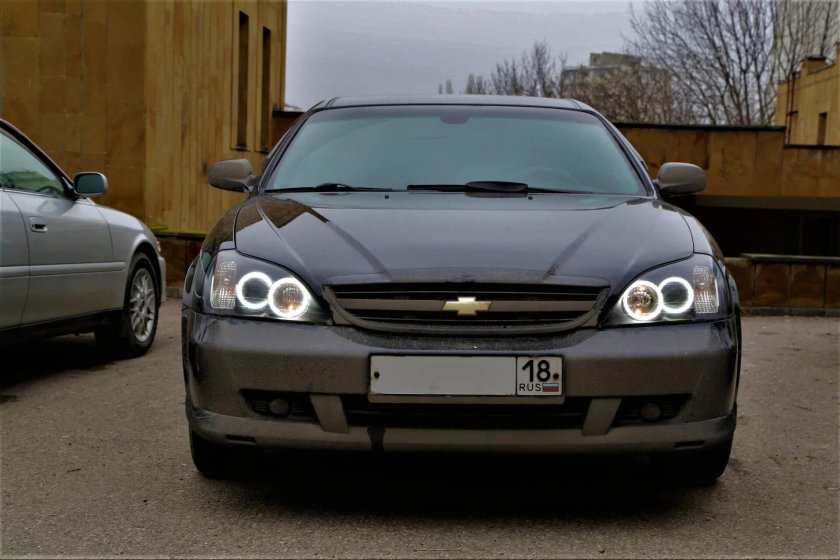 Ангельские глазки Шевроле Эванда