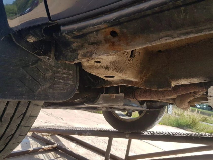 Днище Гранд Витара 2.0