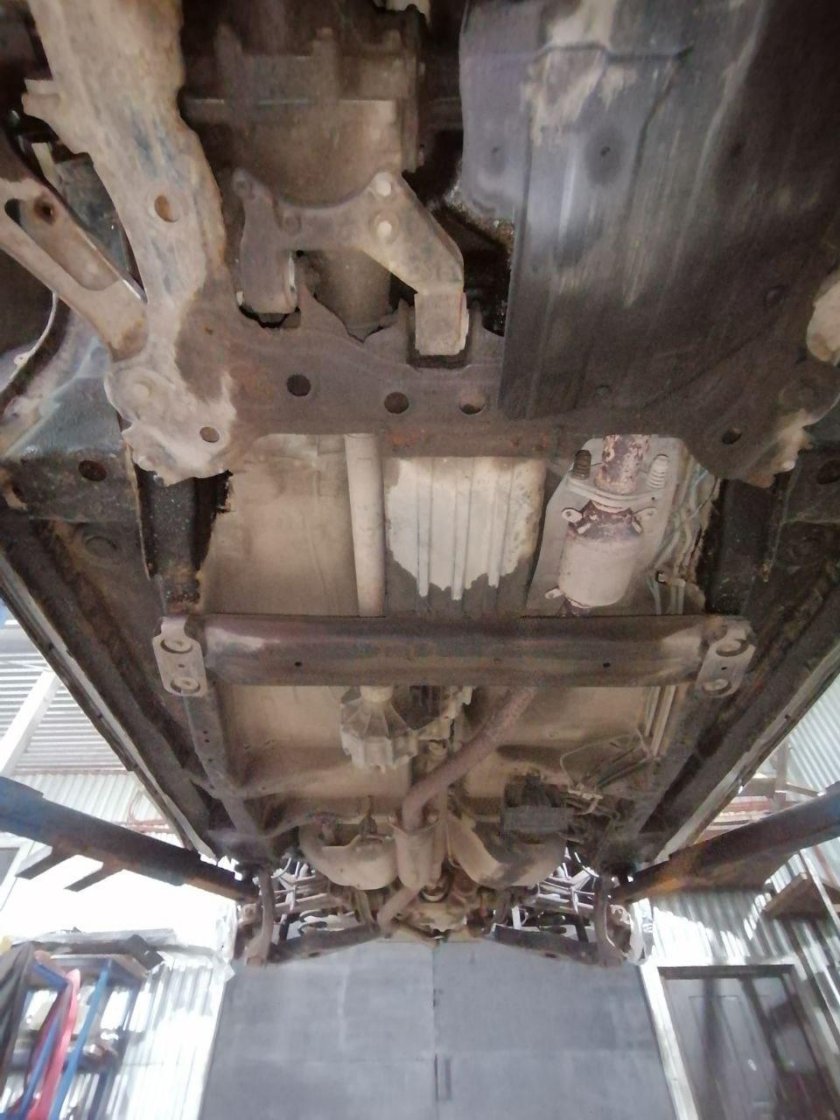 Днище гранд витара 2.0