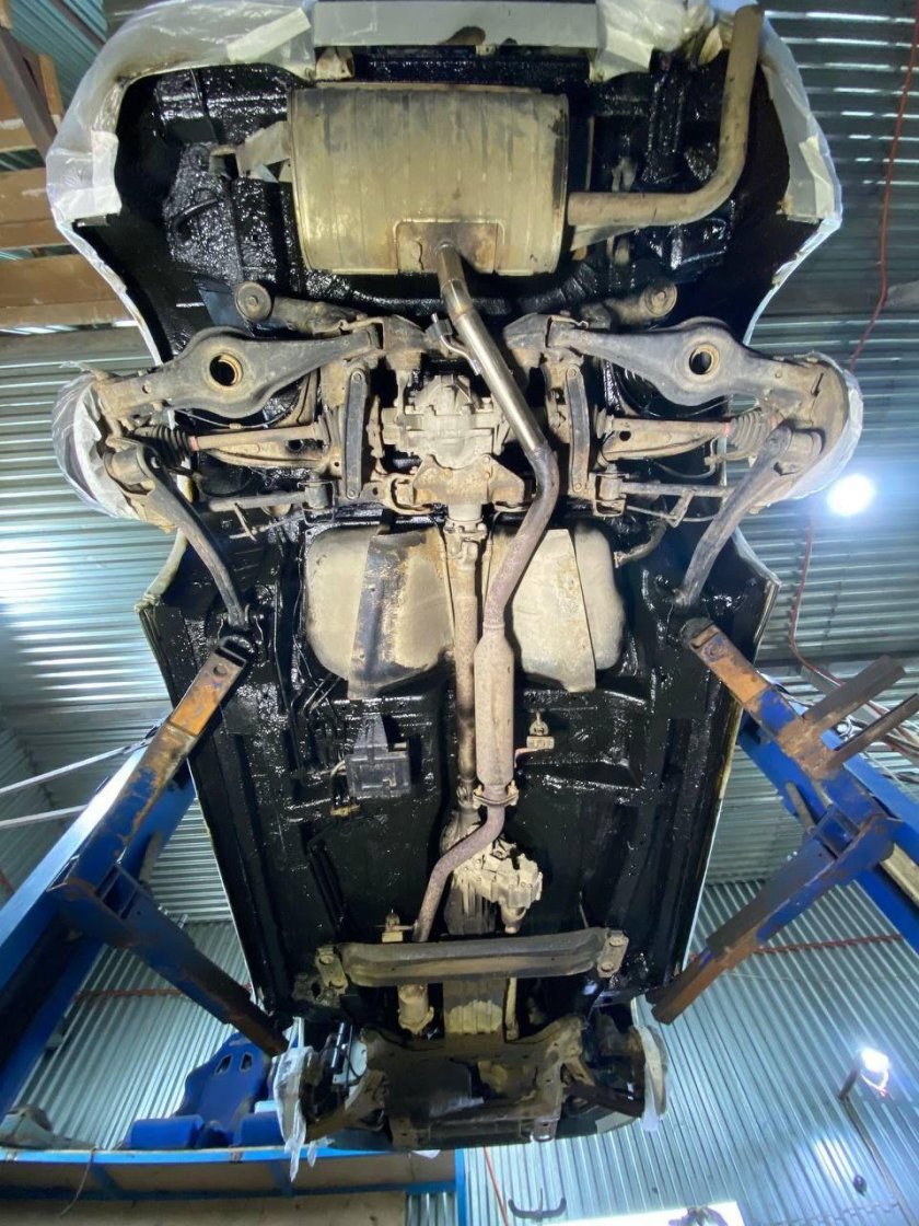 Днище бмв е34