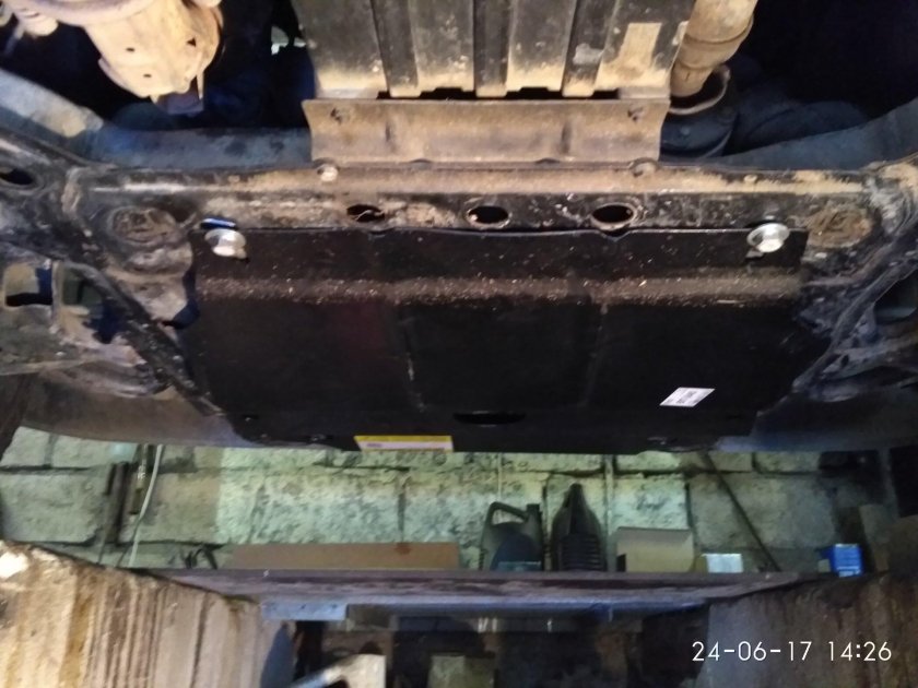 Защита днища Сузуки Гранд Витара 2008