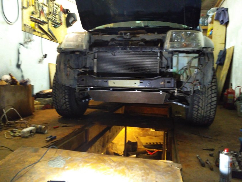 Suzuki Grand Vitara 2008 днище