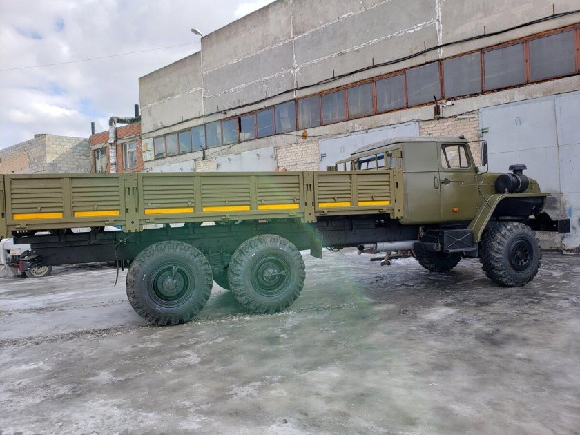 Урал 4320-0911 бортовой
