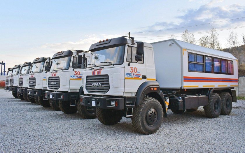 Урал 4320 бескапотный