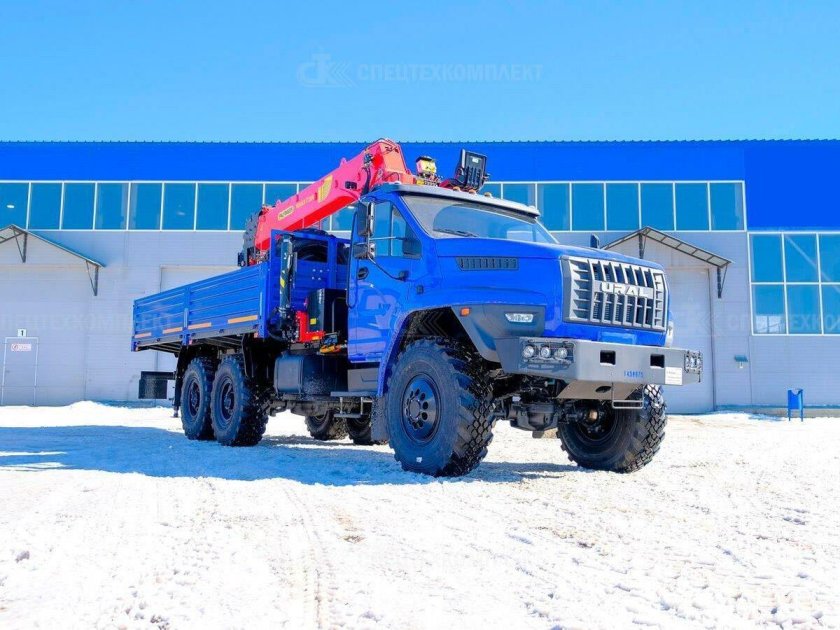 Урал next 4320-6952-72 КМУ