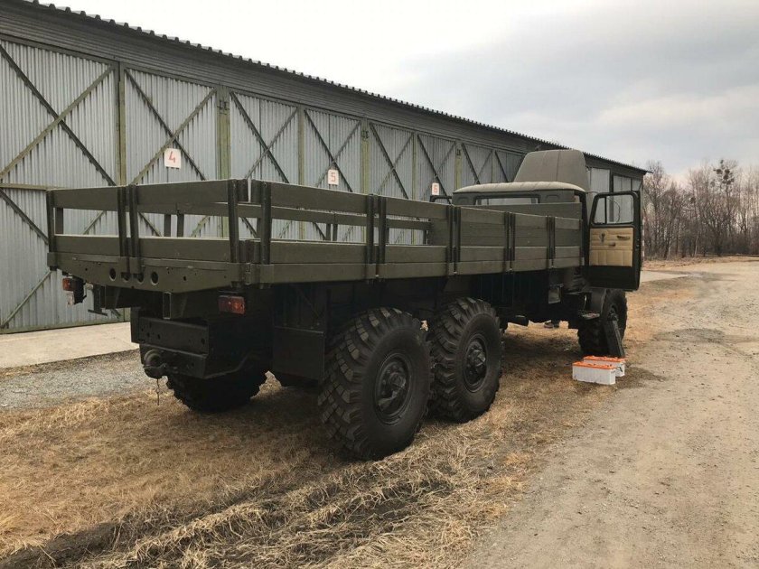 Урал 4320 бортовой