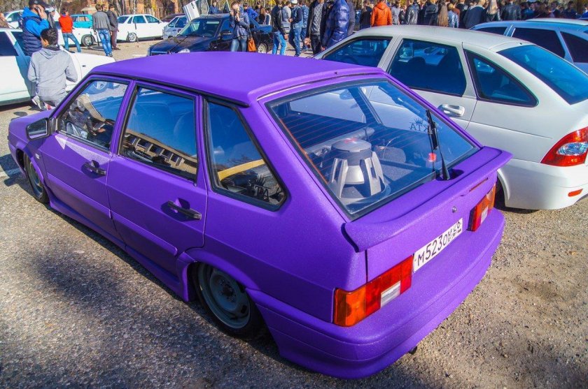 ВАЗ 2113 фиолетовая