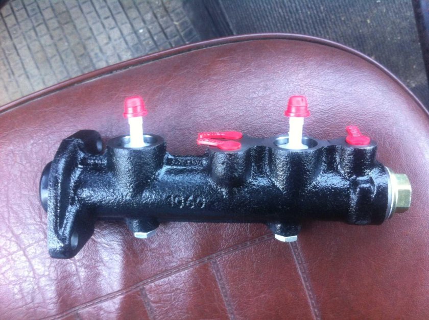 Главный тормозной цилиндр Газель Некст cummins 2.8