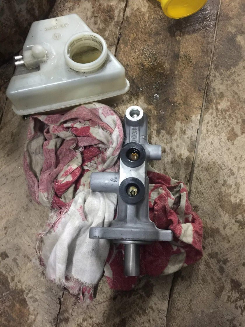 Главный тормозной цилиндр лада гранта