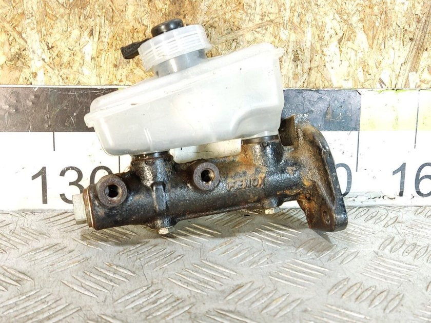 AP 1084 цилиндр тормозной главный