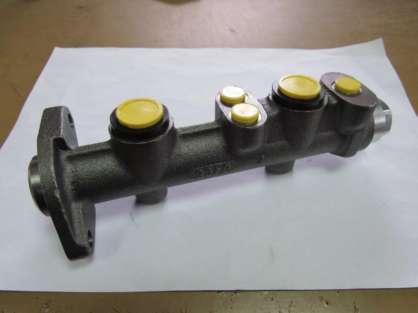 Главный тормозной цилиндр ВАЗ 2103