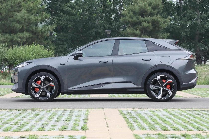 Changan Shenlan s7 оранжевый