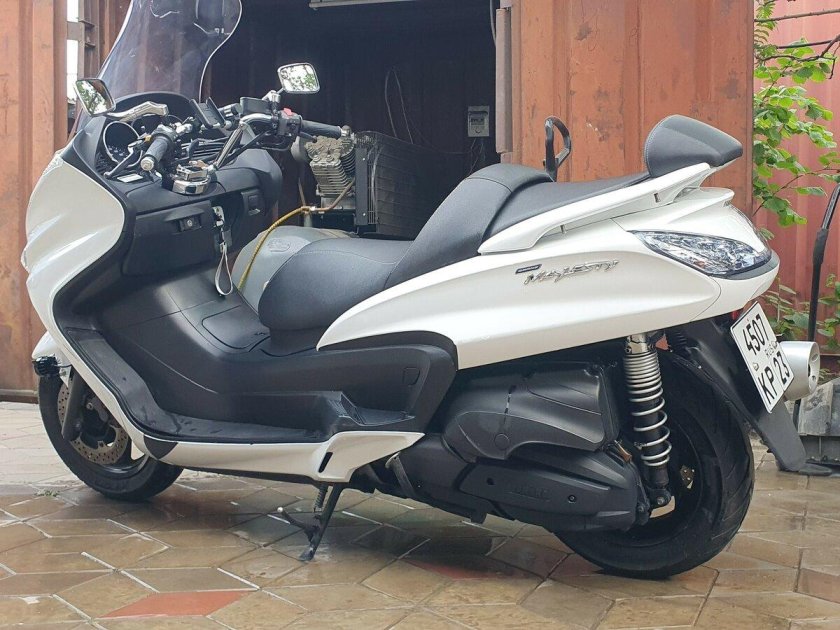 Сузуки бургман скайвей 400