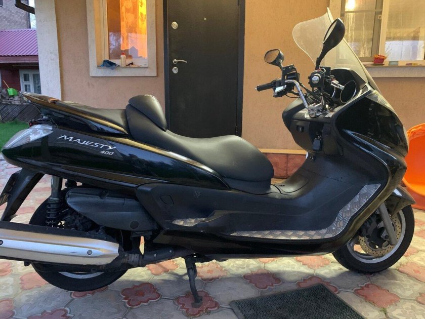 Ямаха Маджести 400