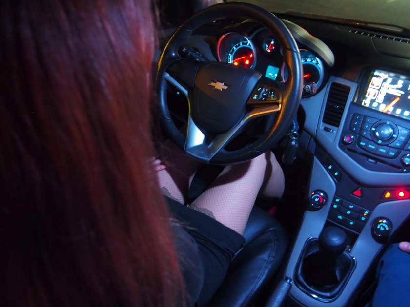 Лада Круз салон