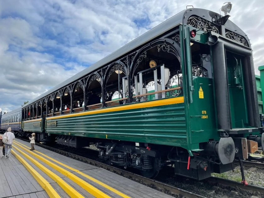 Новый туристический поезд