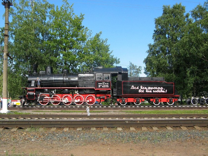 Паровоз на станции Ладожское озеро