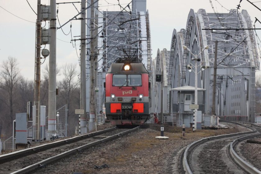 Проектировщик высокоскоростных железных дорог