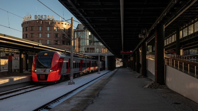 Ласточка электропоезд