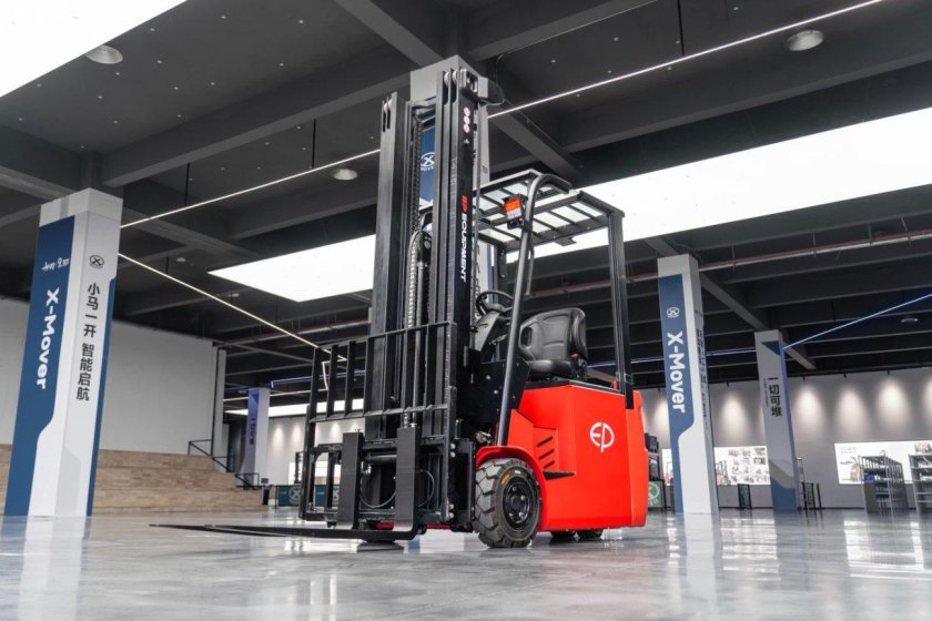 Вилочный погрузчик ep cpd18f8