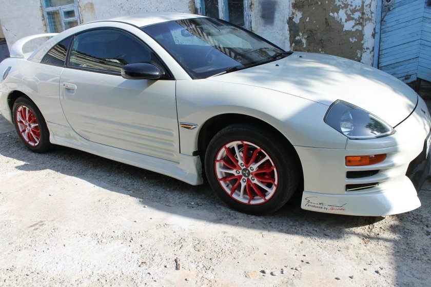 Mitsubishi Eclipse 3