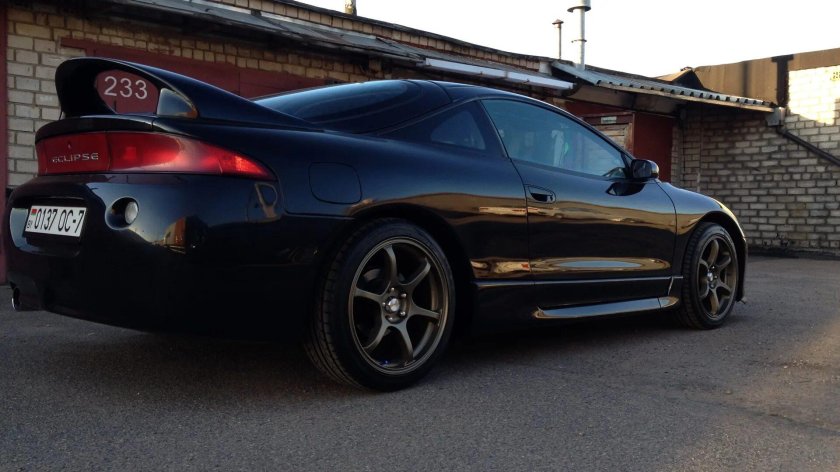 Mitsubishi Eclipse 2g Black