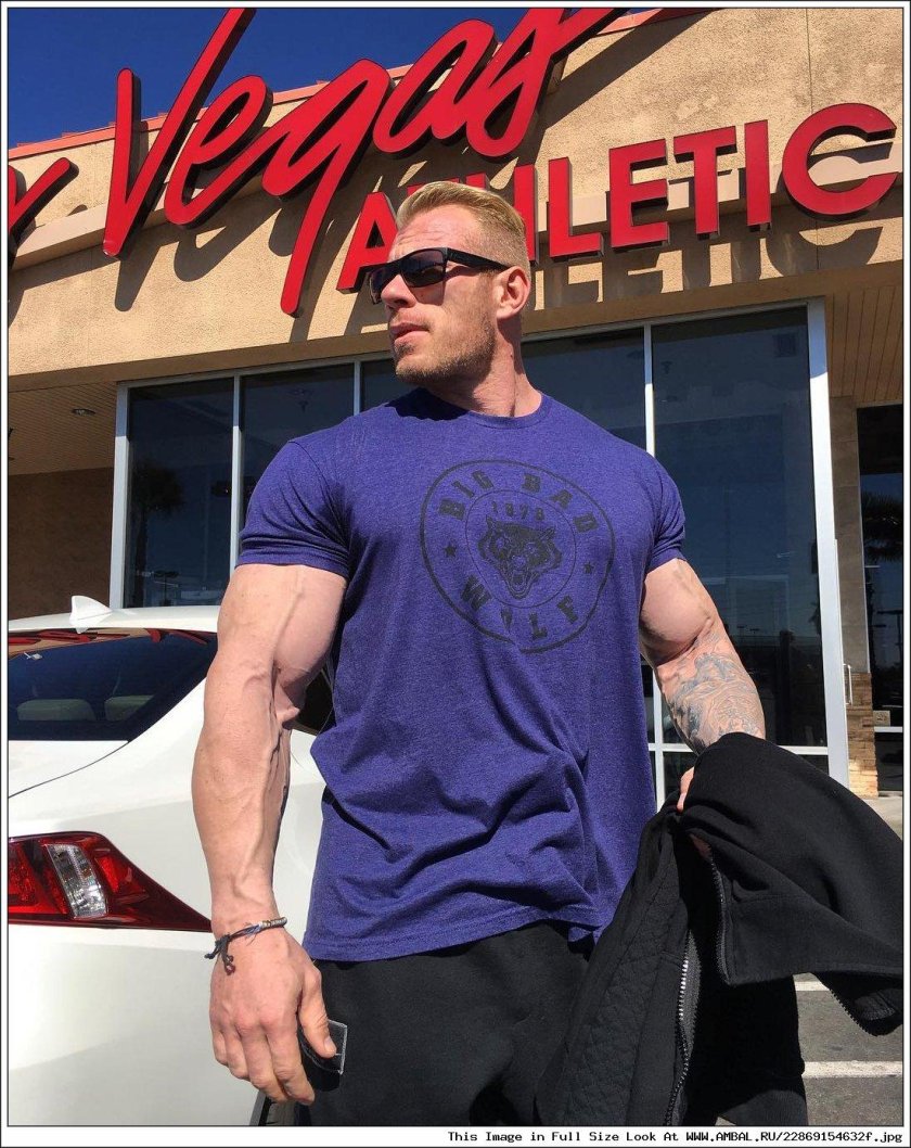 Денис Вольф