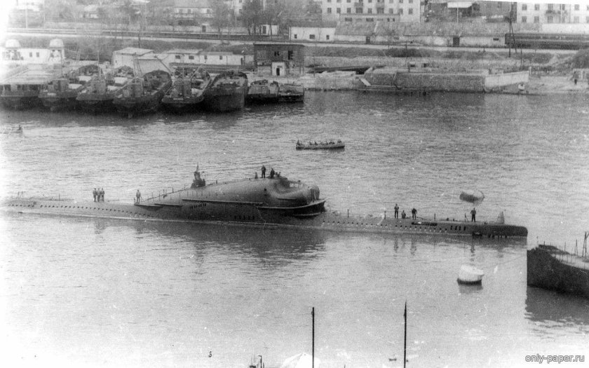 Подводная лодка пр.665