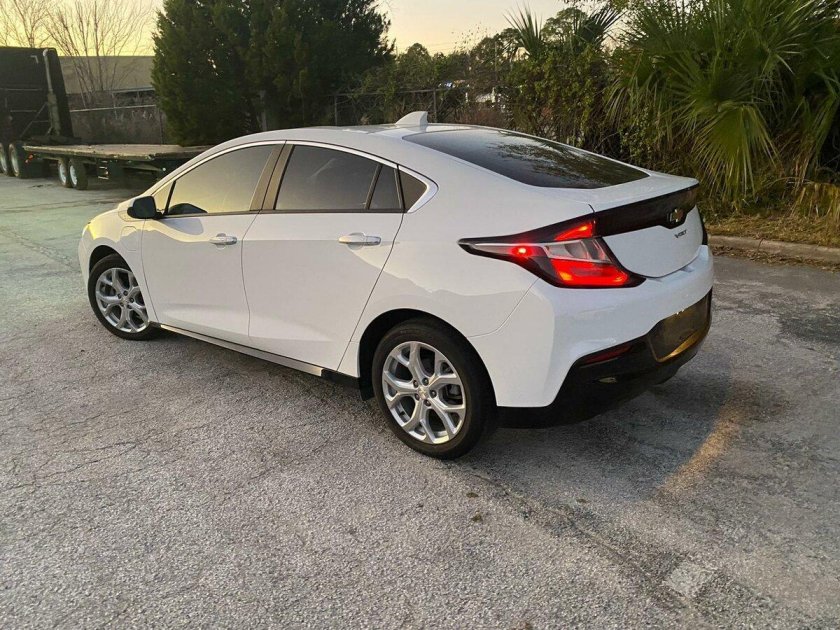 Chevrolet Volt 2