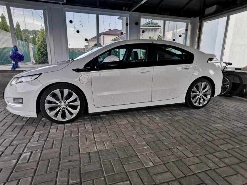 Chevrolet Volt r19