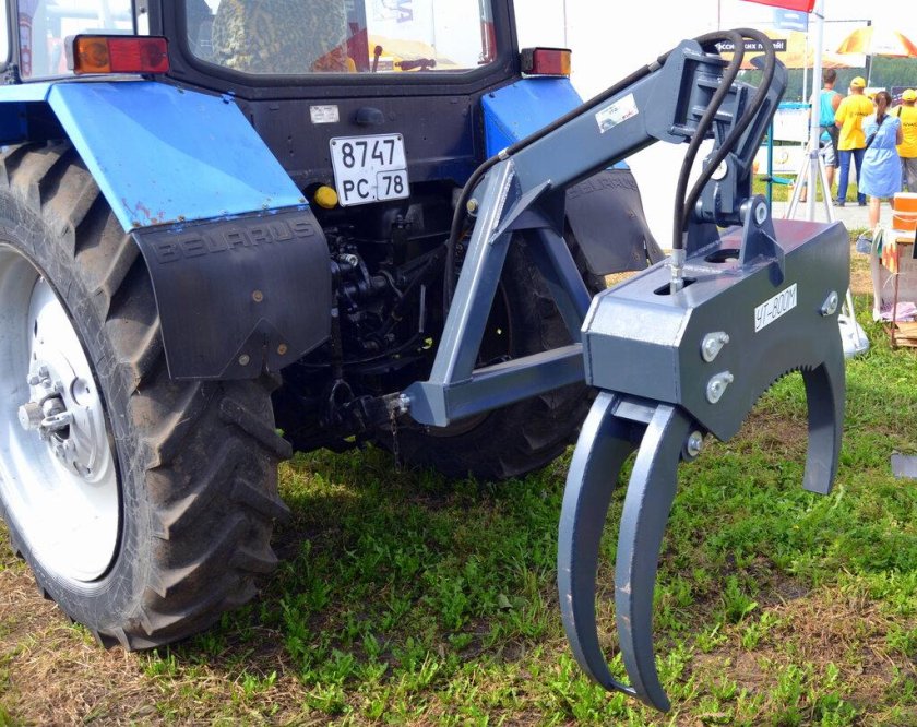 МТЗ 82 трелевочный