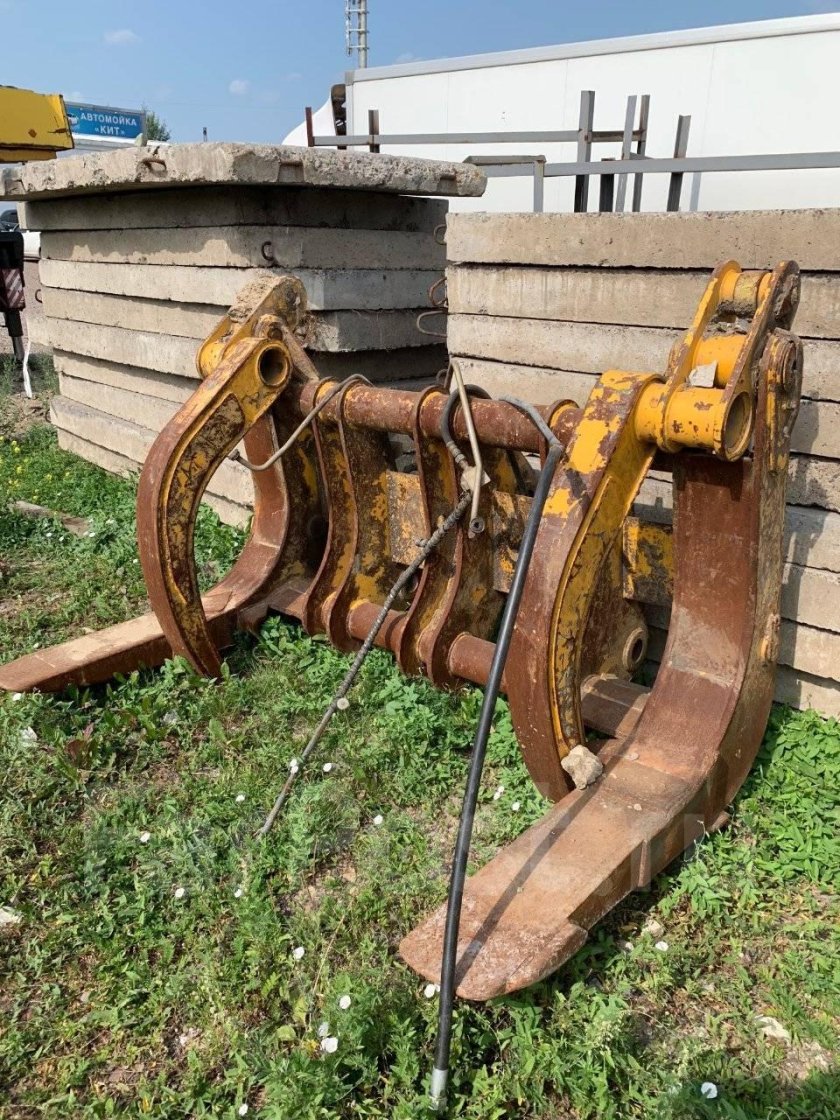 Лесозахват на фронтальный погрузчик zl30