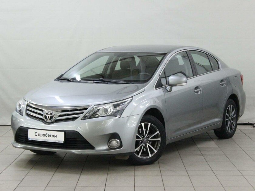 Toyota Avensis 2012