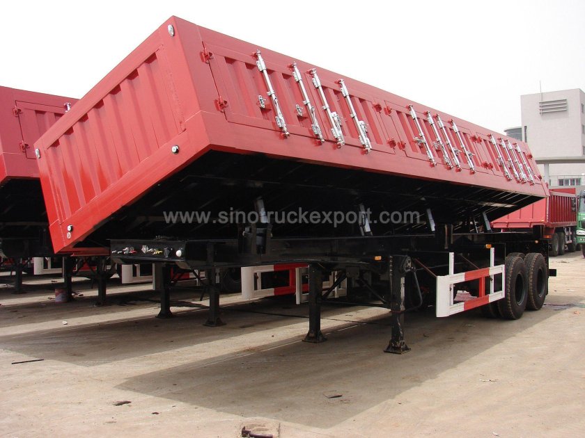 Самосвальный полуприцеп с боковой разгрузкой