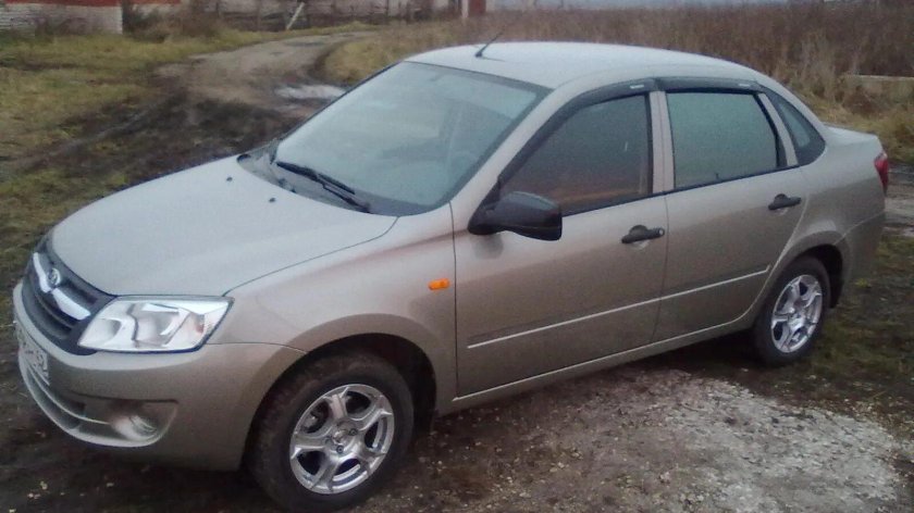 Лада Гранта серый базальт 242