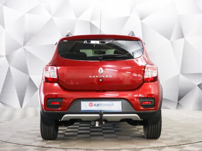 Рено Сандеро 2017