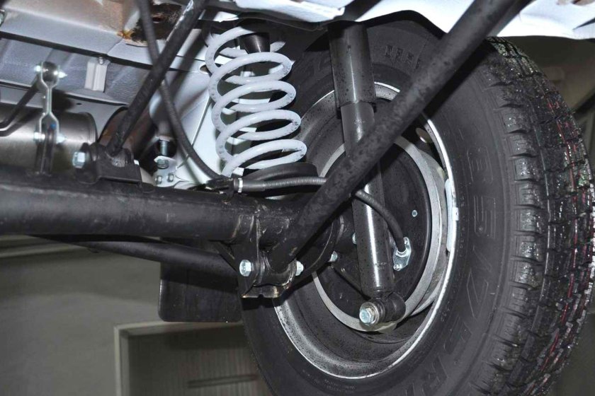 Передняя подвеска Нива 21214