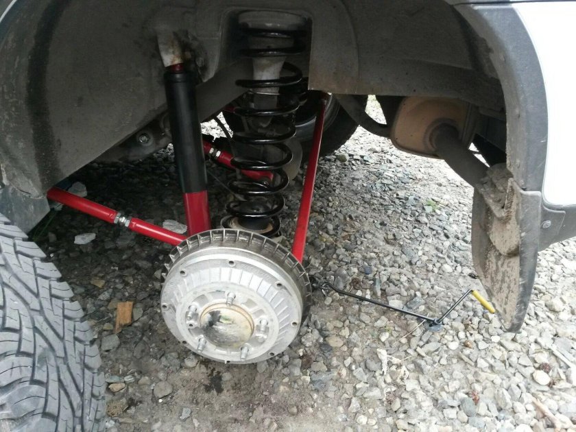 Передняя подвеска Шеви Нива