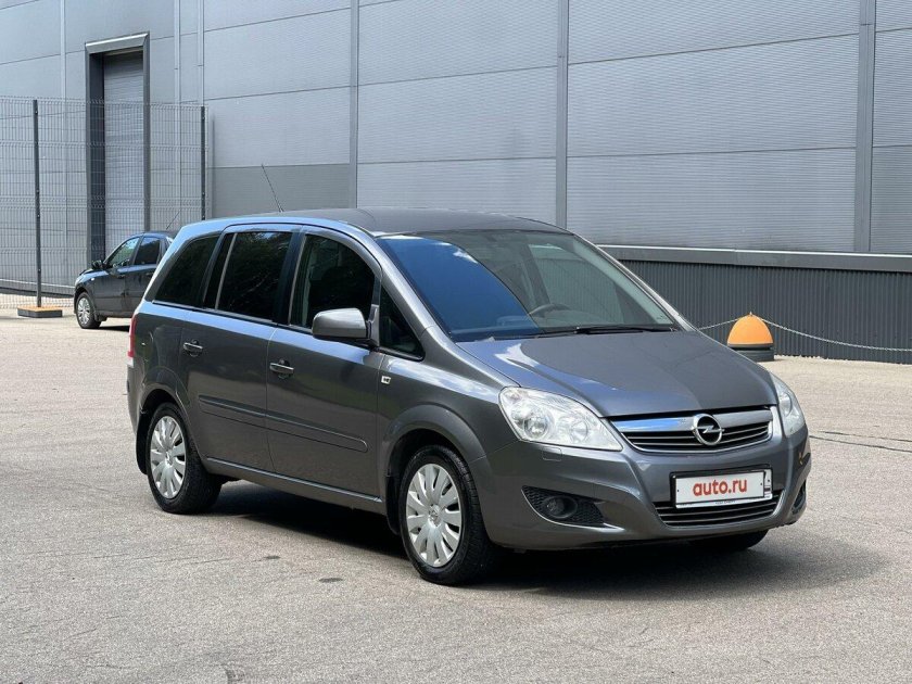 Opel zafira 2008