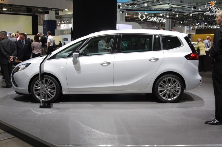 Опель Зафира семиместный