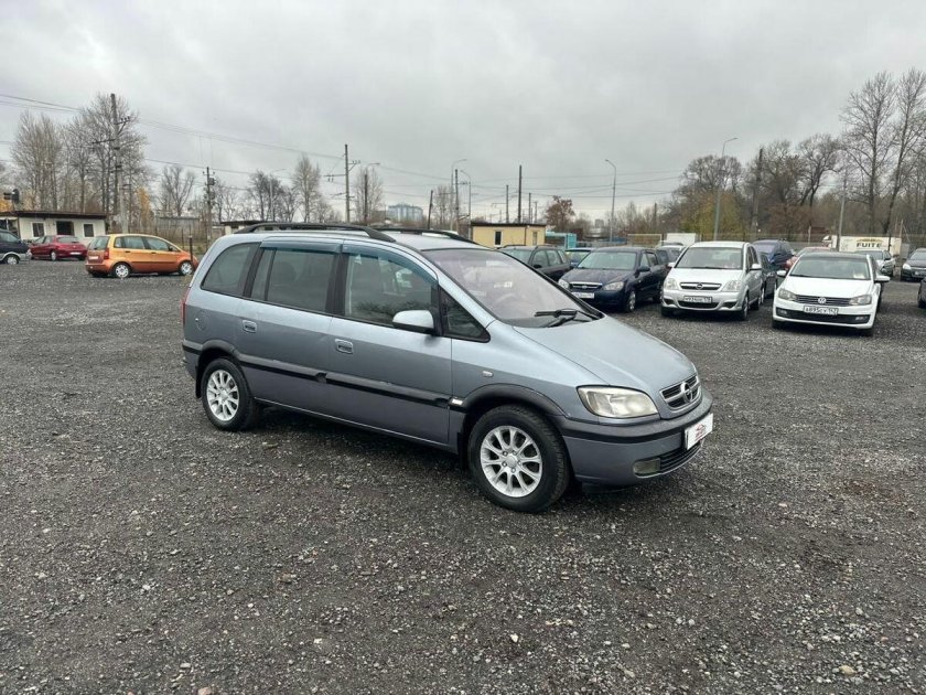 Opel zafira 2004